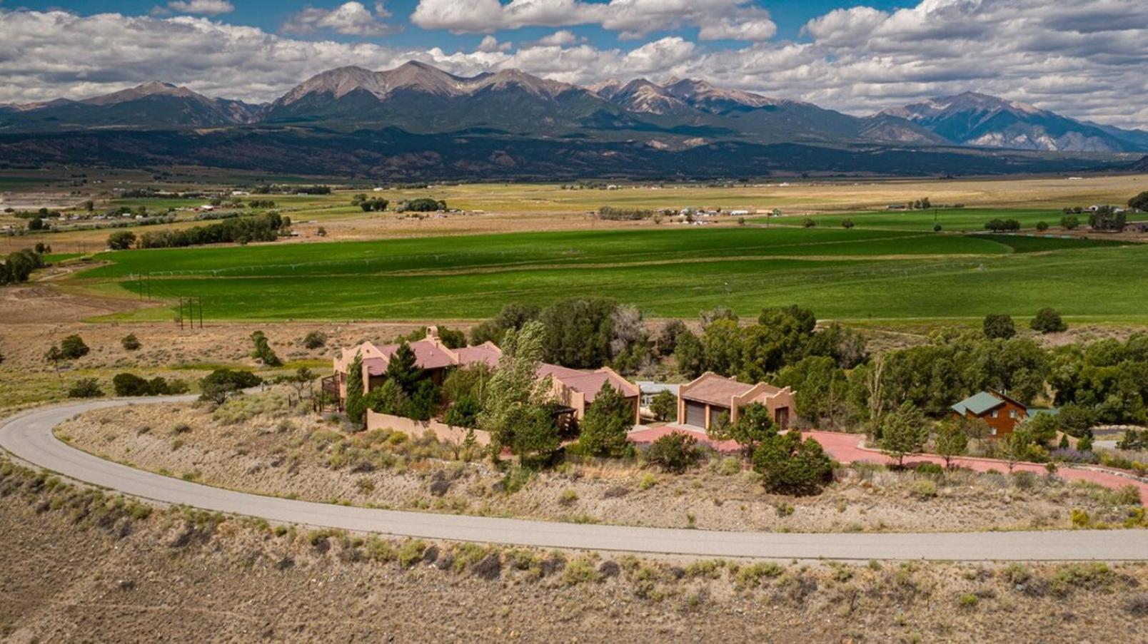 Vista Grande Hot Tub Overlooking Salida! Exterior photo